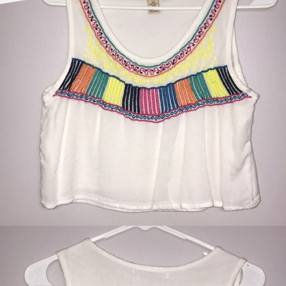 Fun & Flirt XS White Boho Crop Tank